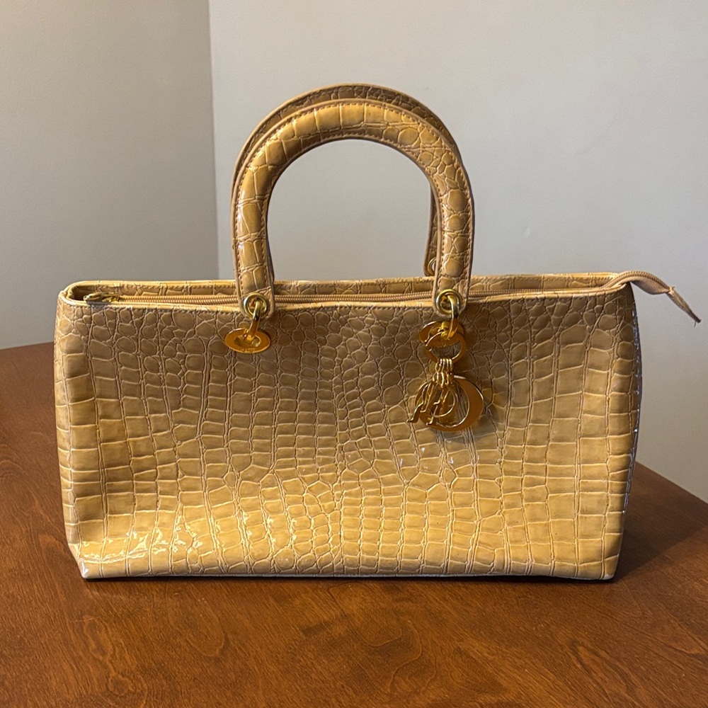 Elegant Tan Crocodile-Embossed Handbag